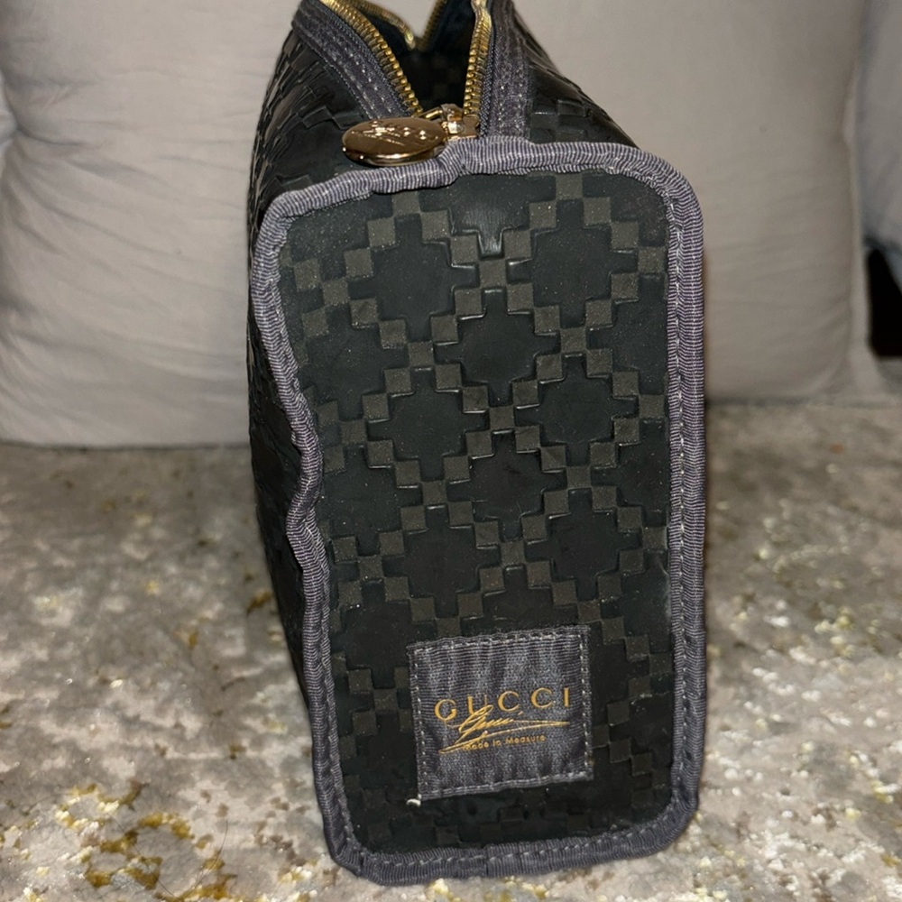 Gucci makeup case